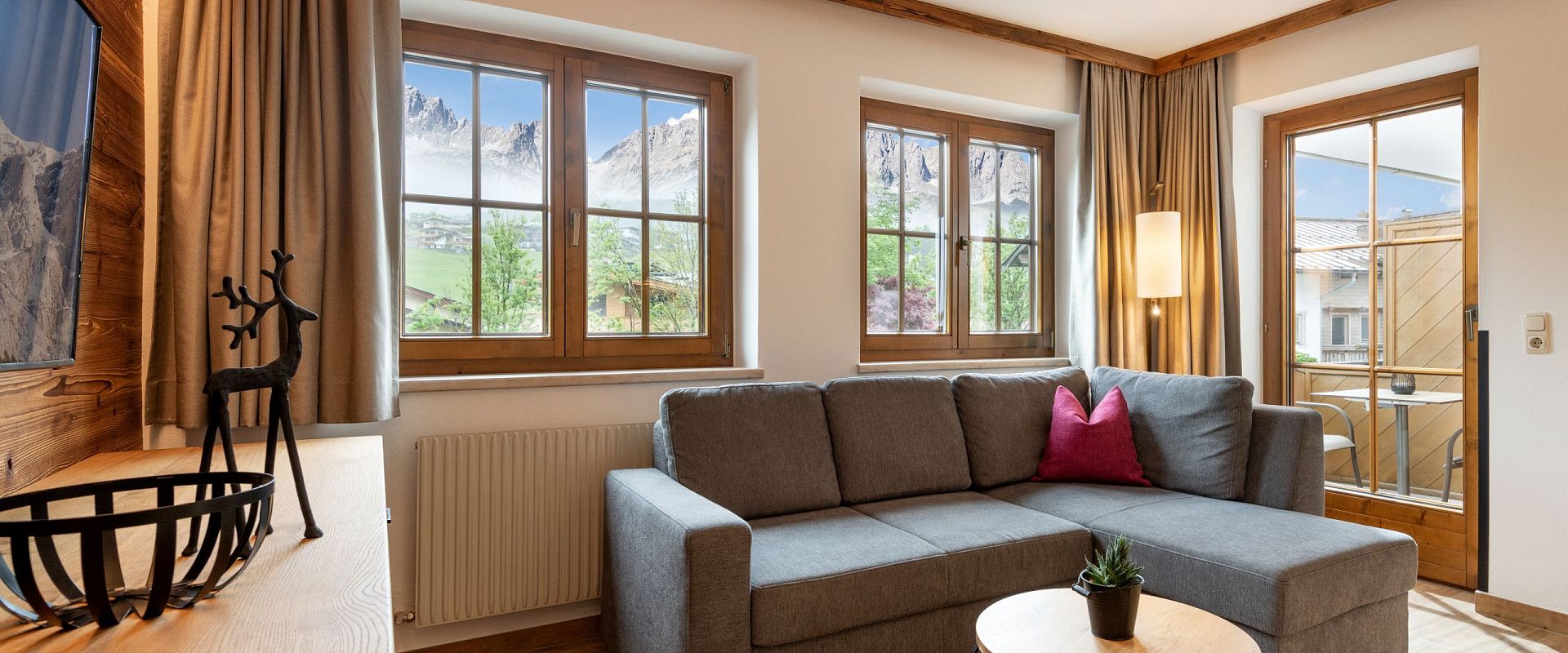 Appartements_Schedererhaus_MArchstrasse_3_Going_05_2025_Appartement_2_Wohnraum_1