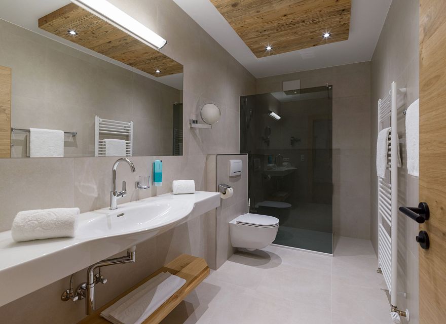 schedererhaus-marchstrasse-3-going-05-2022-appartement-2-harmonie-badezimmer-9
